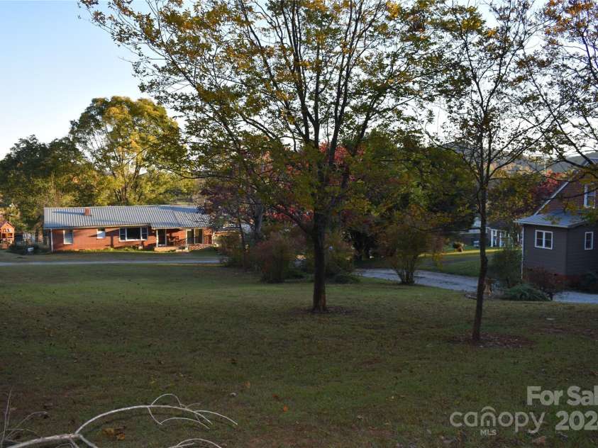 25 Cypress Road, Marion, NC 28752.  MLS# CAR4186733, YatesRealty ID 217. 