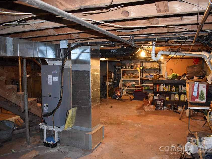 25 Cypress Road, Marion, NC 28752.  MLS# CAR4186733, YatesRealty ID 217. 