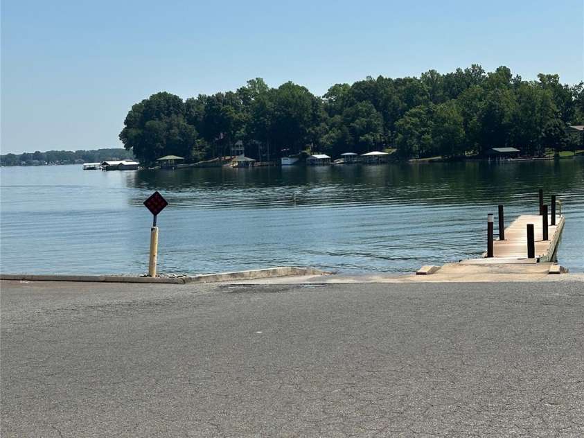 7464 Albemarle Drive, Denver, NC 28037.  MLS# CAR4314999, YatesRealty ID 217. 