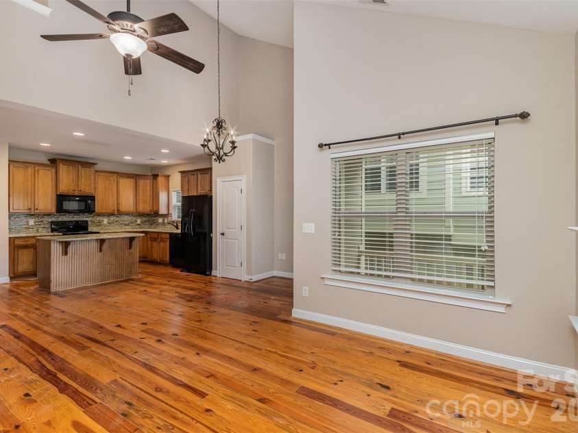 141 Aztec Circle, Mooresville, NC 28117.  MLS# CAR4340888, YatesRealty ID 2170. 