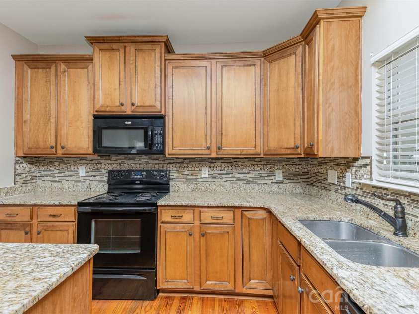 141 Aztec Circle, Mooresville, NC 28117.  MLS# CAR4340888, YatesRealty ID 2170. 