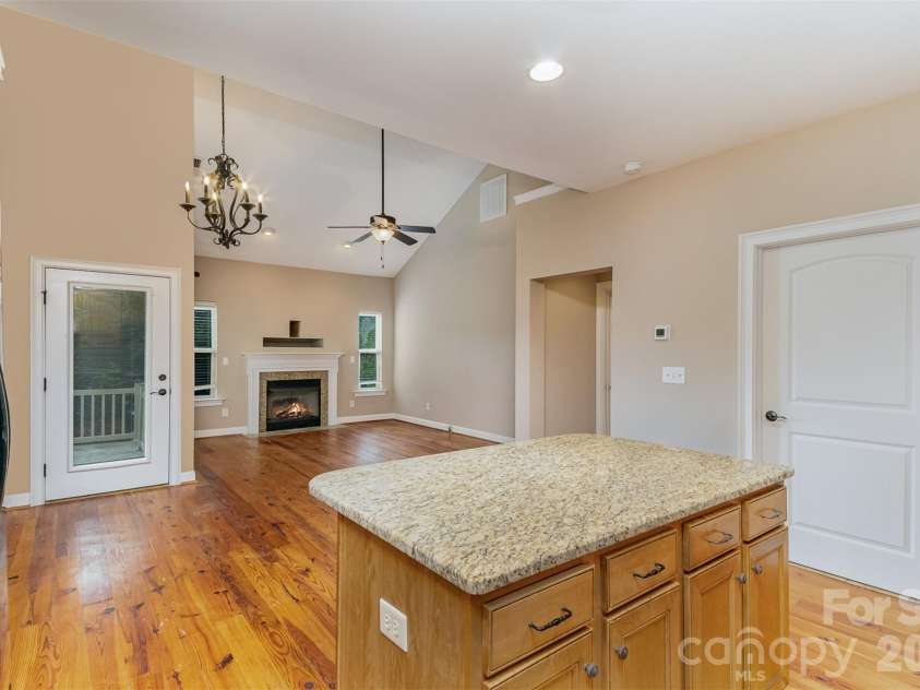 141 Aztec Circle, Mooresville, NC 28117.  MLS# CAR4340888, YatesRealty ID 2170. 