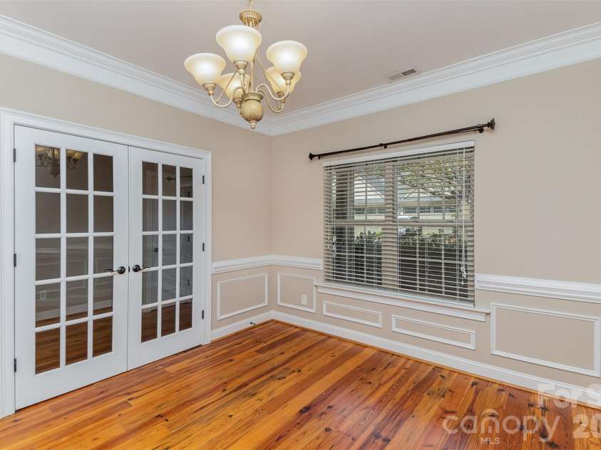 141 Aztec Circle, Mooresville, NC 28117.  MLS# CAR4340888, YatesRealty ID 2170. 