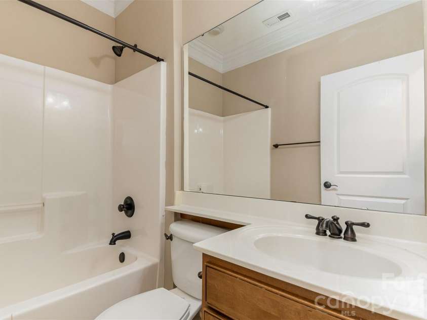 141 Aztec Circle, Mooresville, NC 28117.  MLS# CAR4340888, YatesRealty ID 2170. 