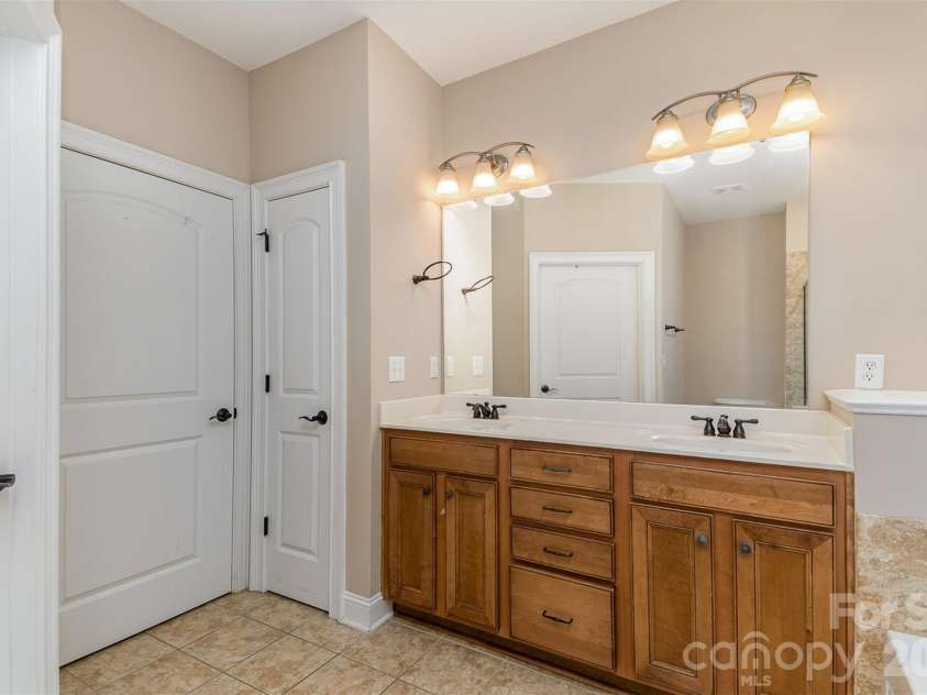 141 Aztec Circle, Mooresville, NC 28117.  MLS# CAR4340888, YatesRealty ID 2170. 
