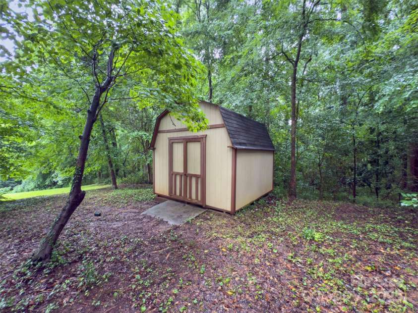 46 Donna Dale Avenue, Concord, NC 28025.  MLS# CAR4268171, YatesRealty ID 21700. Shed in the back yard