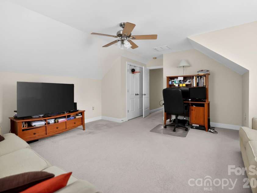 1601 Sumpter Lane, Monroe, NC 28110.  MLS# CAR4381627, YatesRealty ID 21701. 