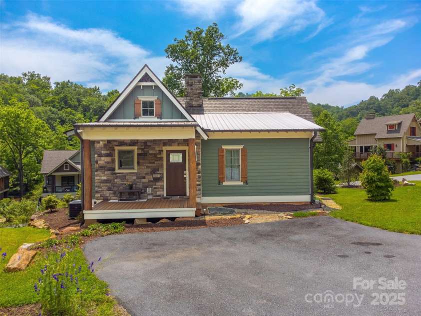 396 River Club Drive, Cullowhee, NC 28723.  MLS# CAR4272176, YatesRealty ID 21701. 