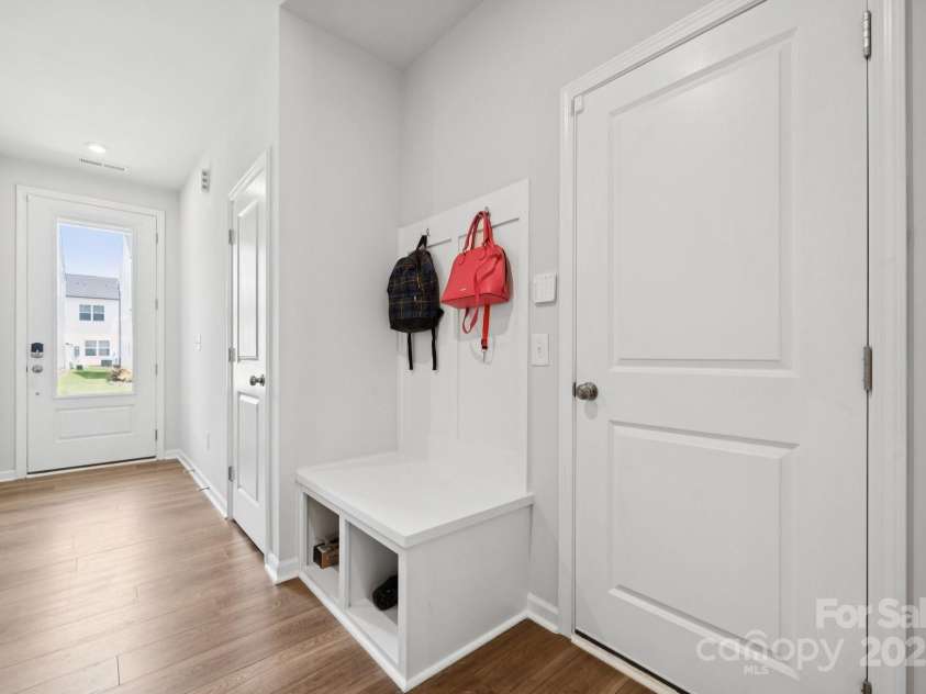 3115 Hutton Gardens Lane, Charlotte, NC 28269.  MLS# CAR4269173, YatesRealty ID 21702. 