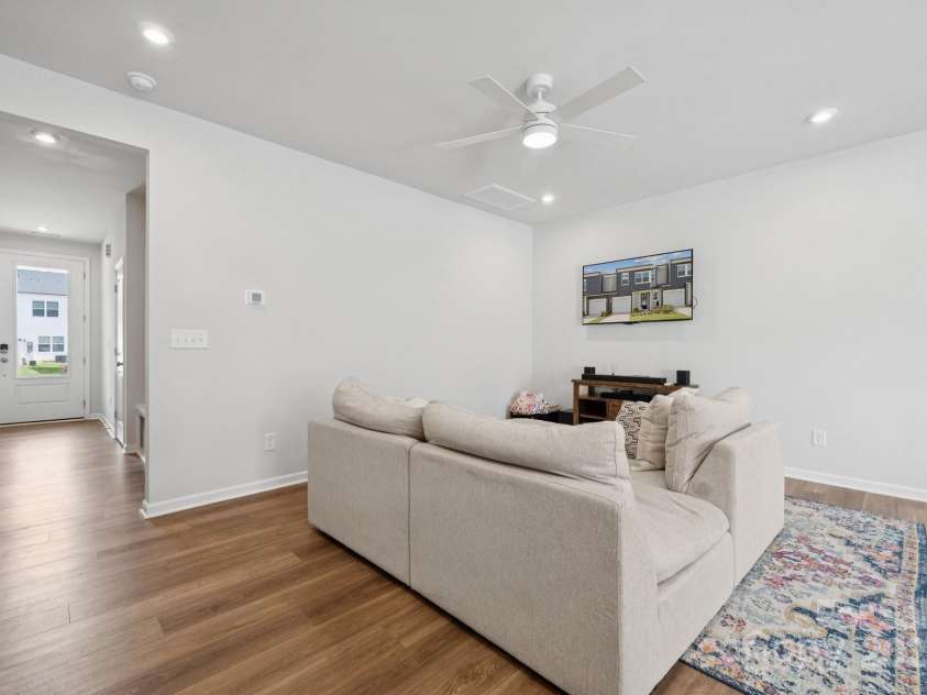 3115 Hutton Gardens Lane, Charlotte, NC 28269.  MLS# CAR4269173, YatesRealty ID 21702. 