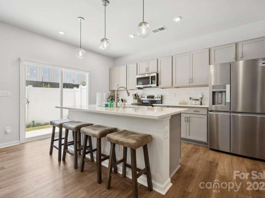 3115 Hutton Gardens Lane, Charlotte, NC 28269.  MLS# CAR4269173, YatesRealty ID 21702. 