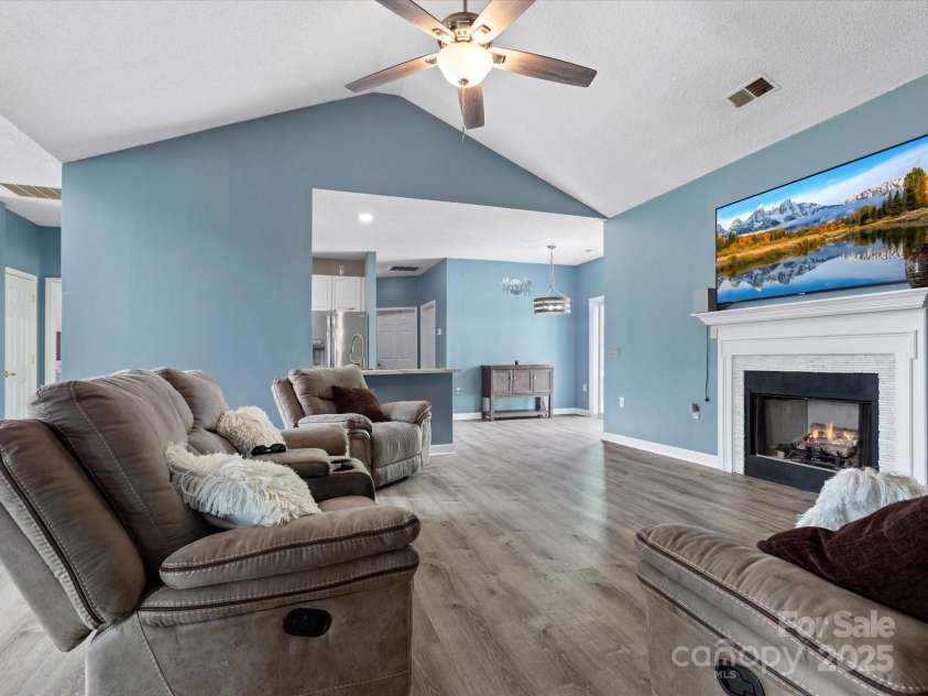 1579 Matthews Drive, Rock Hill, SC 29732.  MLS# CAR4251867, YatesRealty ID 21703. 