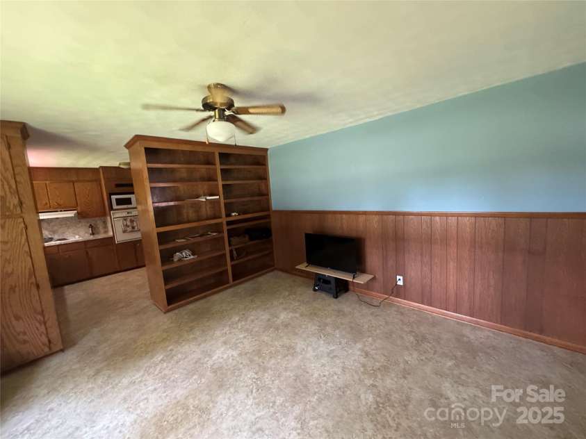 34393 Springdale Drive, New London, NC 28127.  MLS# CAR4270641, YatesRealty ID 21704. 