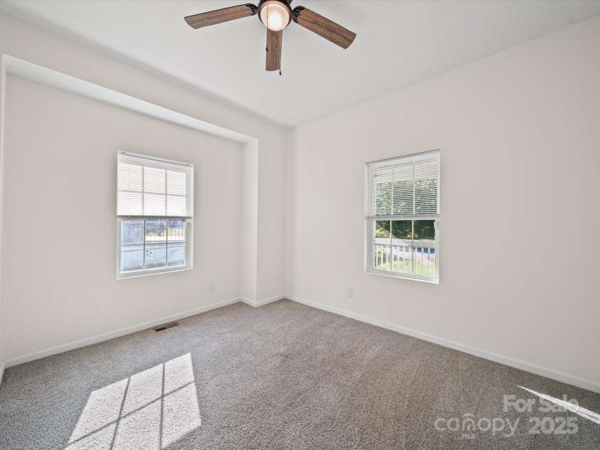 711 1st Rainbow Street, Lexington, NC 27295.  MLS# CAR4271709, YatesRealty ID 21705. 
