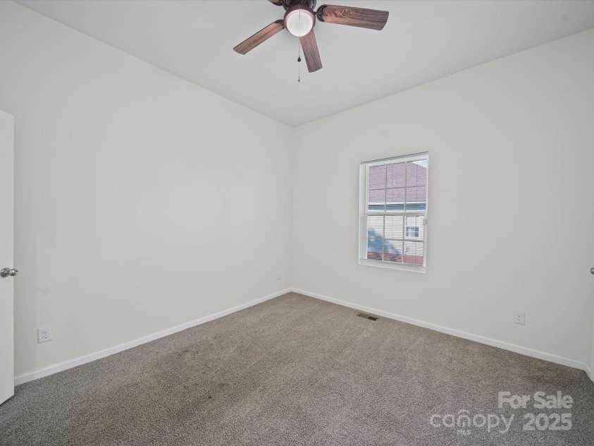 711 1st Rainbow Street, Lexington, NC 27295.  MLS# CAR4271709, YatesRealty ID 21705. 