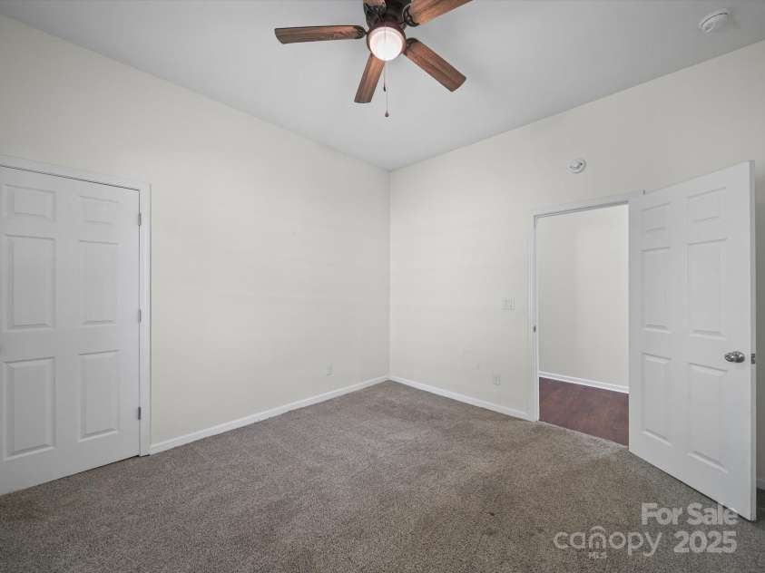 711 1st Rainbow Street, Lexington, NC 27295.  MLS# CAR4271709, YatesRealty ID 21705. 