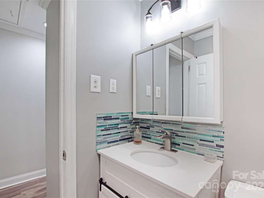 111 Berry Street, Chester, SC 29706.  MLS# CAR4272725, YatesRealty ID 21706. 