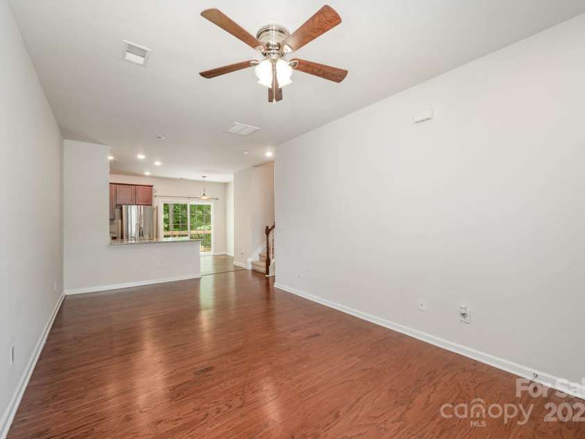 9203 Grand Valley Drive, Charlotte, NC 28213.  MLS# CAR4256853, YatesRealty ID 21707. 
