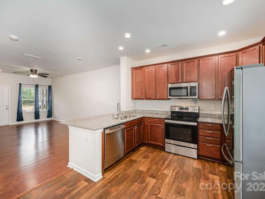 9203 Grand Valley Drive, Charlotte, NC 28213.  MLS# CAR4256853, YatesRealty ID 21707. 