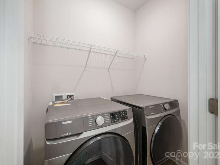 9203 Grand Valley Drive, Charlotte, NC 28213.  MLS# CAR4256853, YatesRealty ID 21707. 
