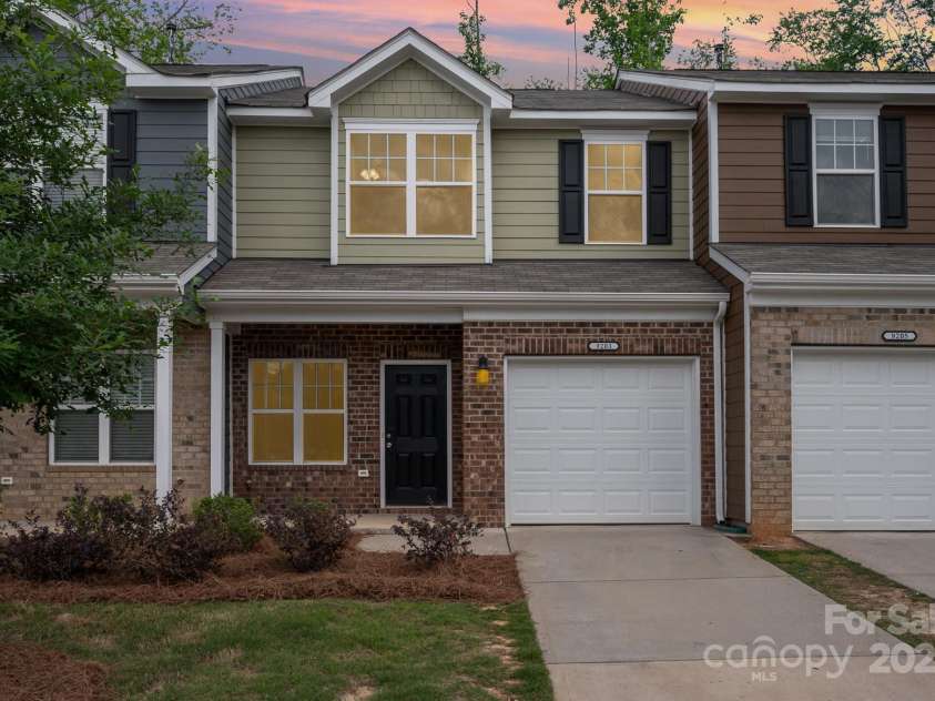 9203 Grand Valley Drive, Charlotte, NC 28213.  MLS# CAR4256853, YatesRealty ID 21707. Front Elevation