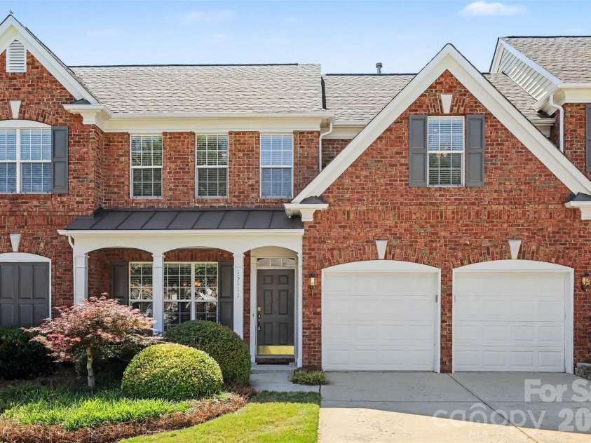 15111 Arleta Circle, Charlotte, NC 28277.  MLS# CAR4381823, YatesRealty ID 21708. 