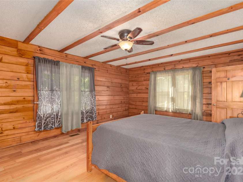 95 Idlewood Drive, Marion, NC 28752.  MLS# CAR4263726, YatesRealty ID 21708. 