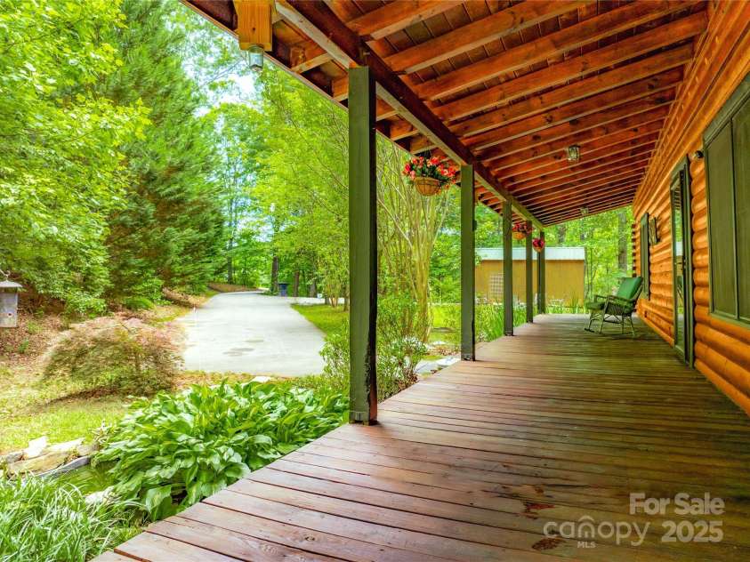 95 Idlewood Drive, Marion, NC 28752.  MLS# CAR4263726, YatesRealty ID 21708. 