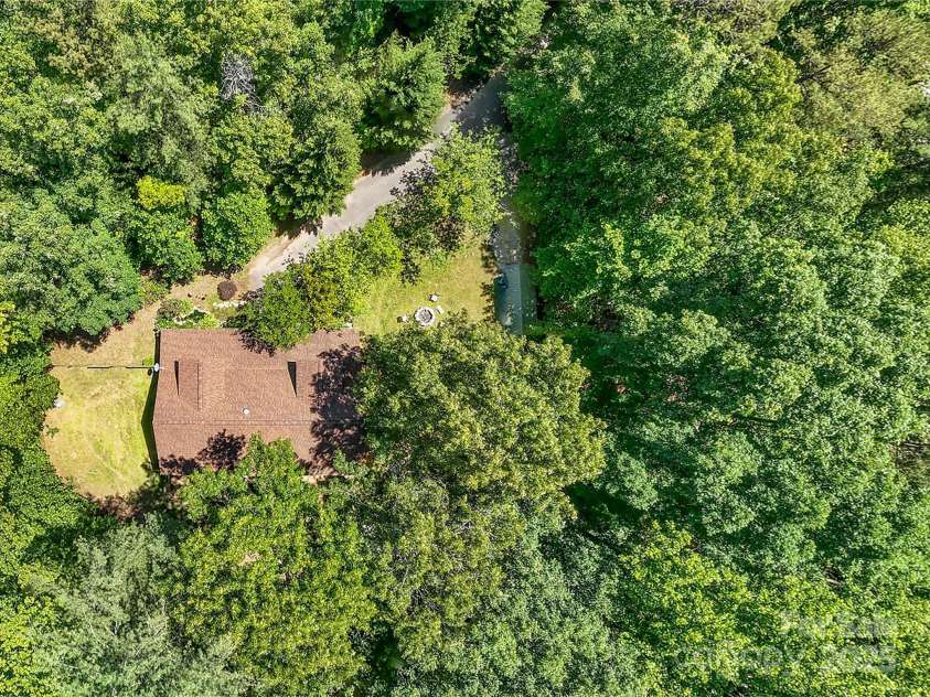 95 Idlewood Drive, Marion, NC 28752.  MLS# CAR4263726, YatesRealty ID 21708. 