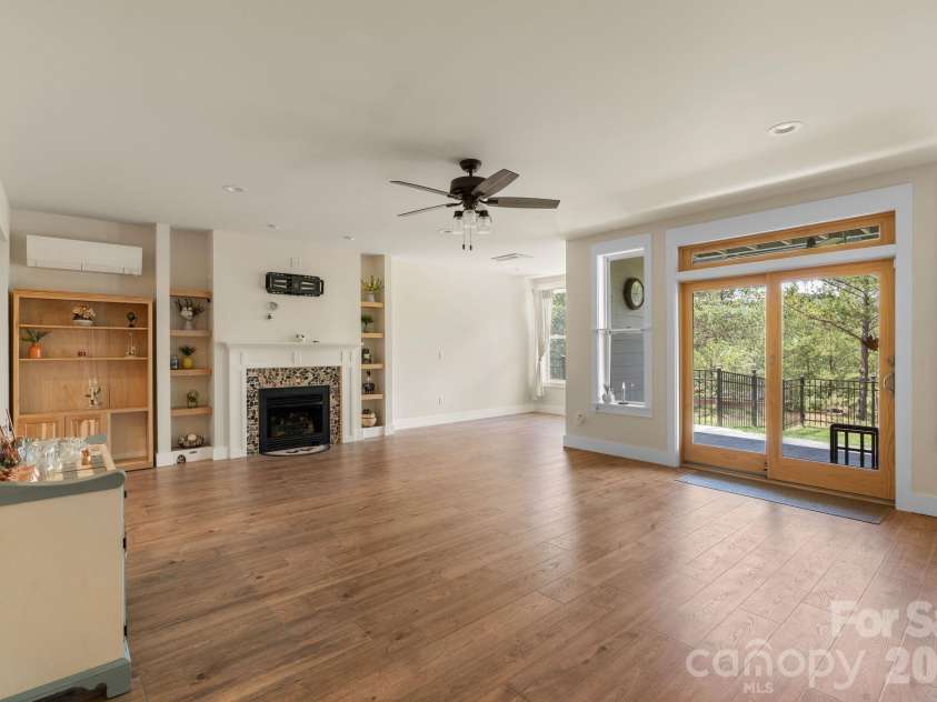 34 Rose Creek Road, Leicester, NC 28748.  MLS# CAR4379089, YatesRealty ID 21709. 