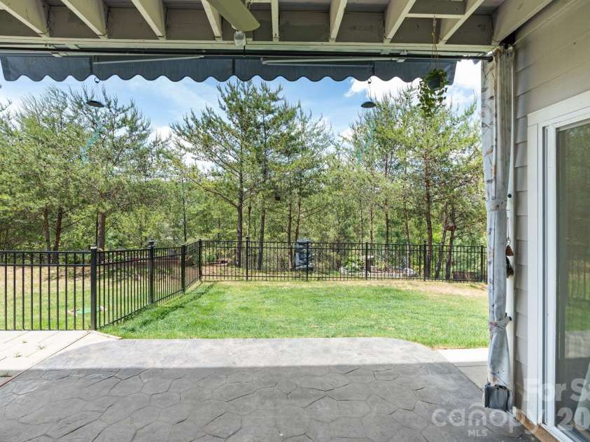 34 Rose Creek Road, Leicester, NC 28748.  MLS# CAR4379089, YatesRealty ID 21709. 