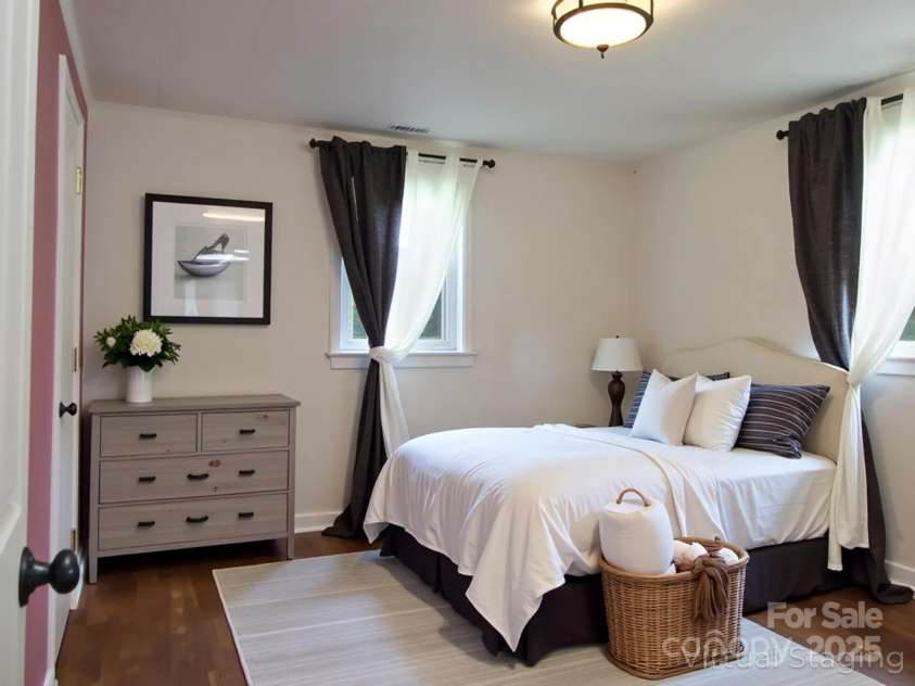 820 Baldwin Avenue, Marion, NC 28752.  MLS# CAR4270356, YatesRealty ID 21709. 