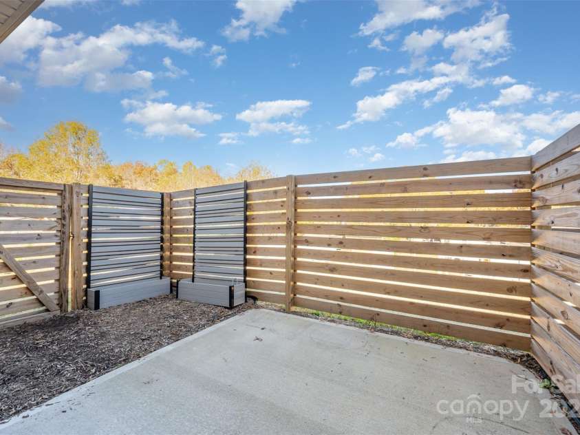 604 8th Street, Kannapolis, NC 28081.  MLS# CAR4318481, YatesRealty ID 2171. 