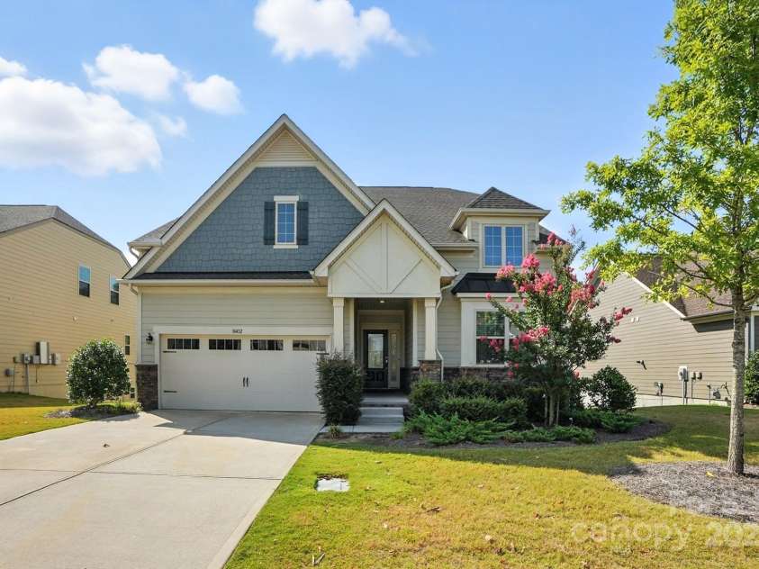 16432 Cozy Cove Road, Charlotte, NC 28278.  MLS# CAR4271074, YatesRealty ID 21712. 