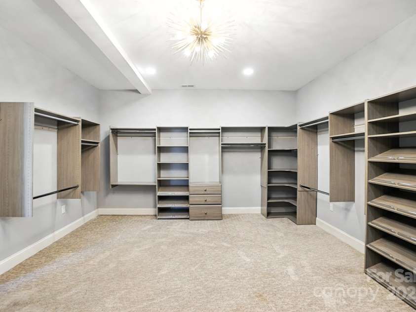 16432 Cozy Cove Road, Charlotte, NC 28278.  MLS# CAR4271074, YatesRealty ID 21712. 