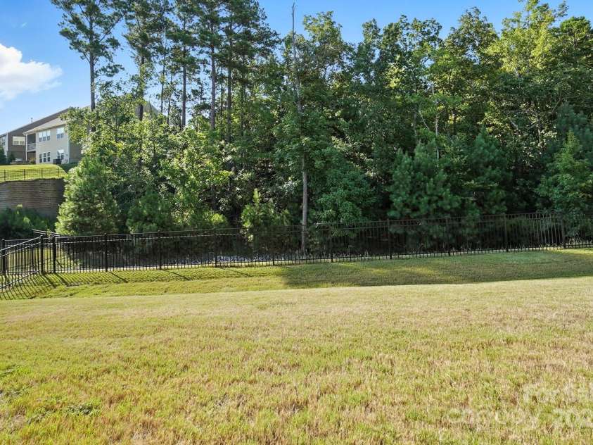 16432 Cozy Cove Road, Charlotte, NC 28278.  MLS# CAR4271074, YatesRealty ID 21712. 