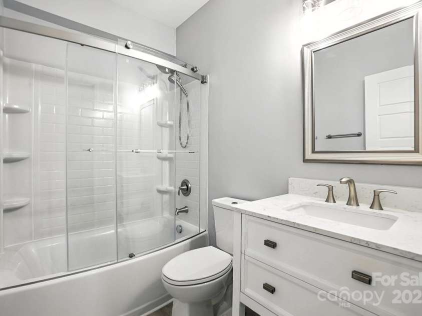 16432 Cozy Cove Road, Charlotte, NC 28278.  MLS# CAR4271074, YatesRealty ID 21712. 
