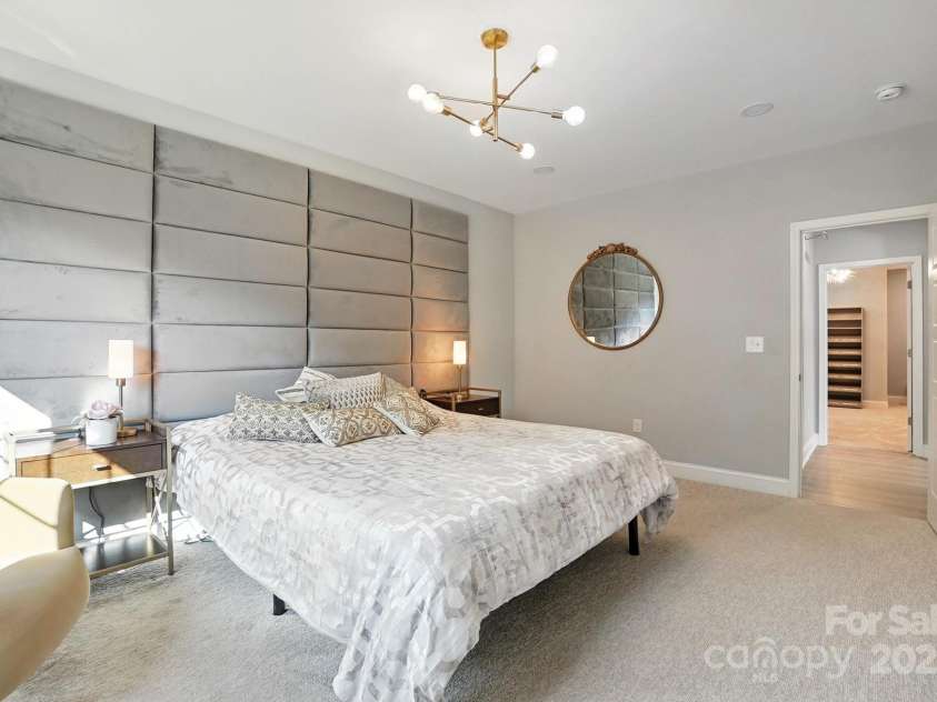 16432 Cozy Cove Road, Charlotte, NC 28278.  MLS# CAR4271074, YatesRealty ID 21712. 