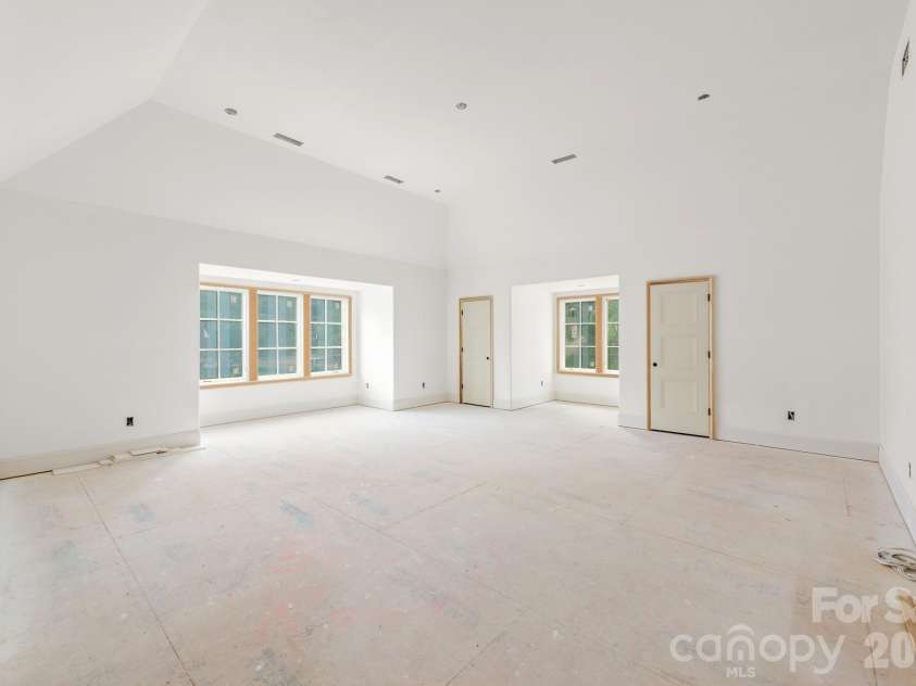 2311 Thornridge Road, Charlotte, NC 28226.  MLS# CAR4381629, YatesRealty ID 21712. 