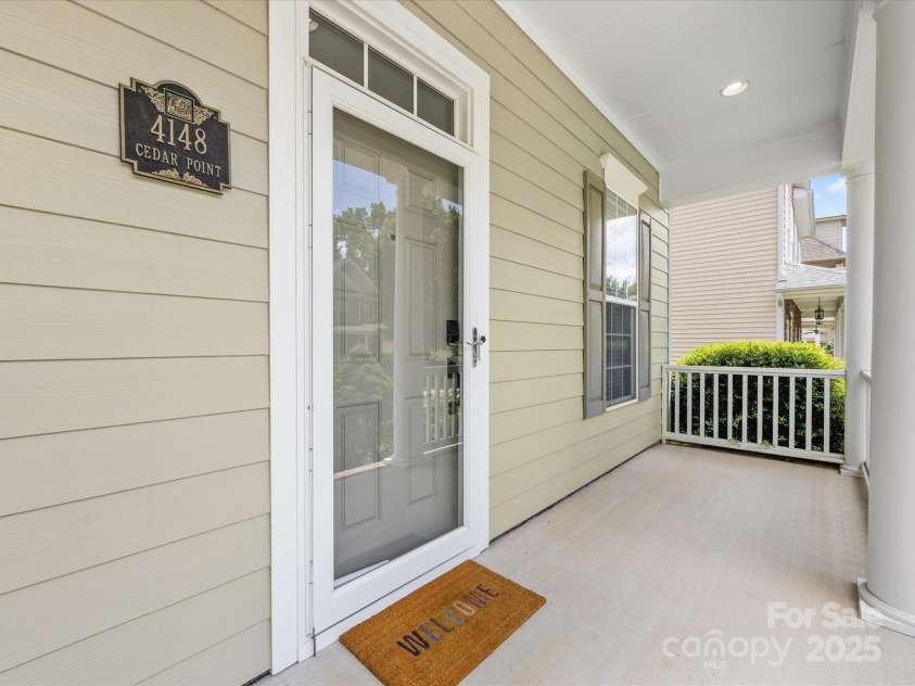 4148 Cedar Point Avenue, Matthews, NC 28104.  MLS# CAR4239587, YatesRealty ID 21713. 