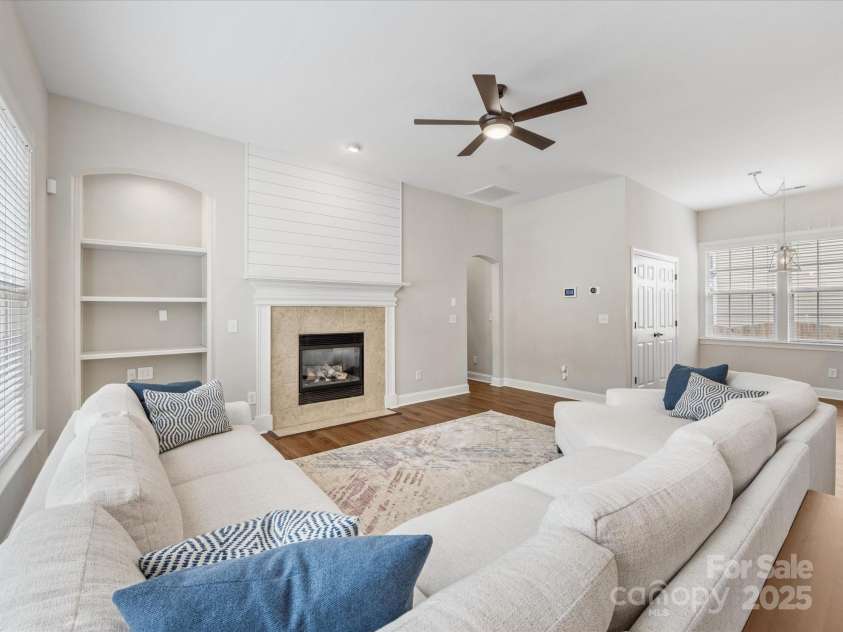 4148 Cedar Point Avenue, Matthews, NC 28104.  MLS# CAR4239587, YatesRealty ID 21713. 