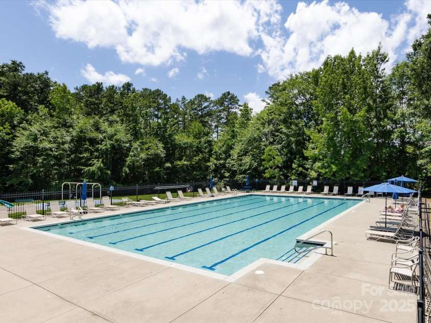 4148 Cedar Point Avenue, Matthews, NC 28104.  MLS# CAR4239587, YatesRealty ID 21713. 