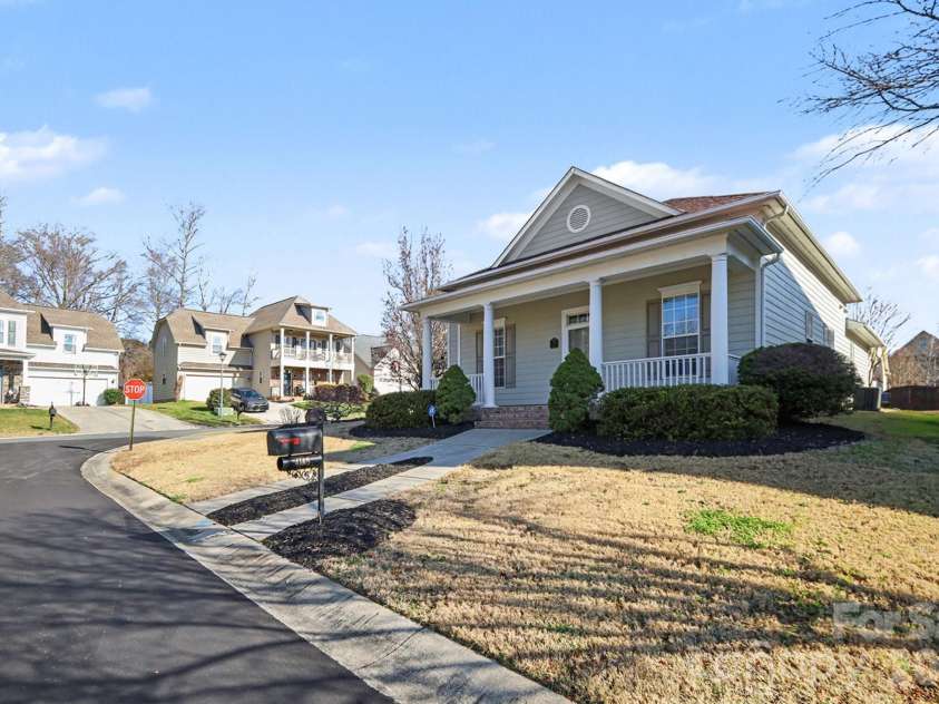 4148 Cedar Point Avenue, Matthews, NC 28104.  MLS# CAR4333823, YatesRealty ID 21713. 