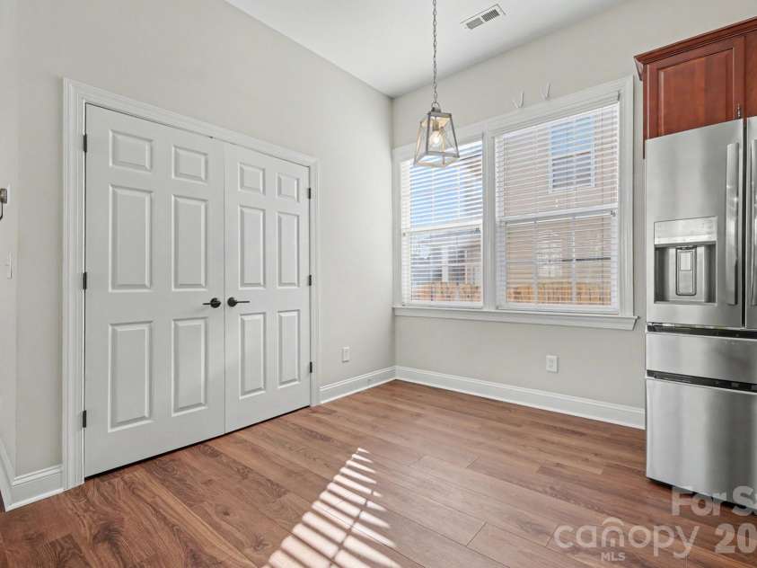 4148 Cedar Point Avenue, Matthews, NC 28104.  MLS# CAR4333823, YatesRealty ID 21713. 