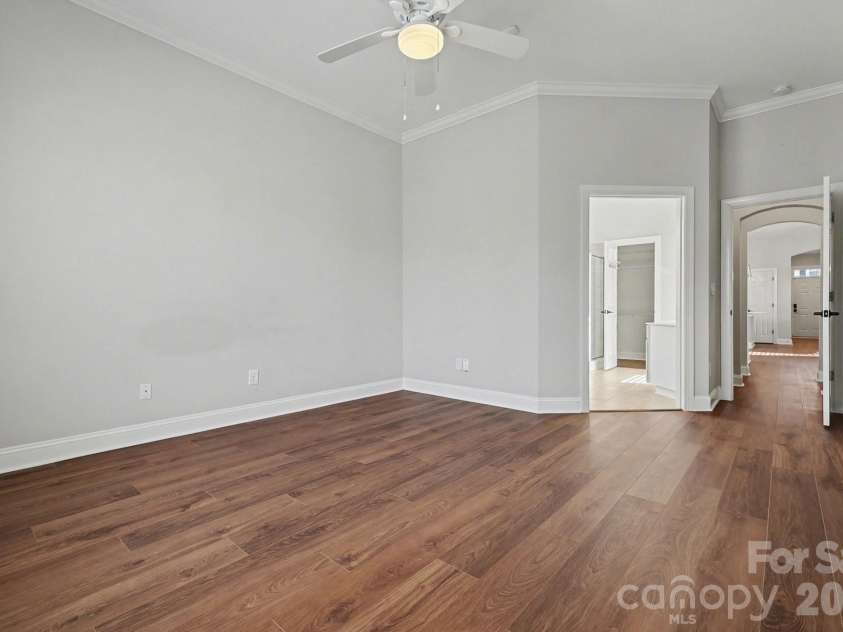 4148 Cedar Point Avenue, Matthews, NC 28104.  MLS# CAR4333823, YatesRealty ID 21713. 