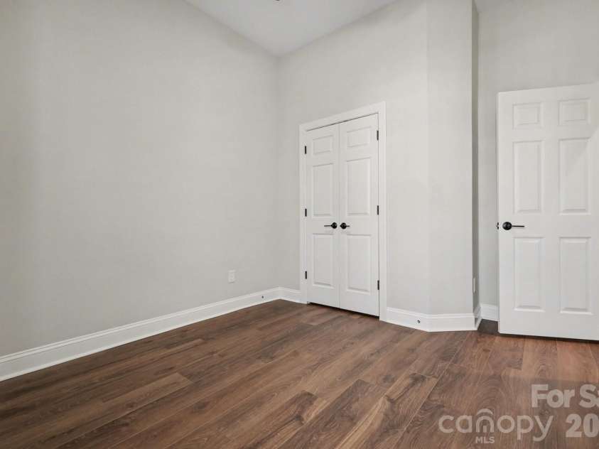 4148 Cedar Point Avenue, Matthews, NC 28104.  MLS# CAR4333823, YatesRealty ID 21713. 