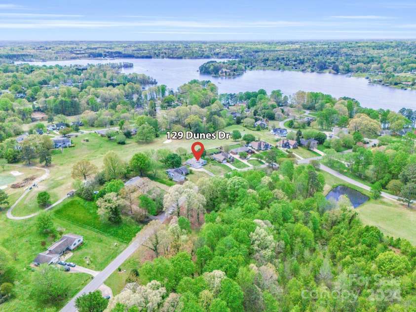 129 Dunes Drive, Kings Mountain, NC 28086.  MLS# CAR4128128, YatesRealty ID 21714. 