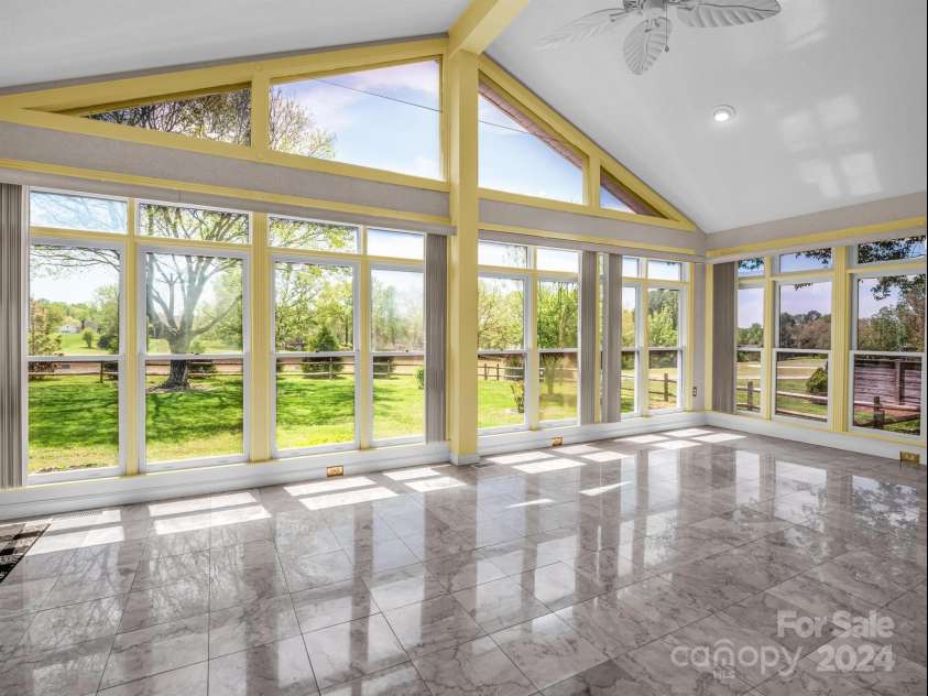 129 Dunes Drive, Kings Mountain, NC 28086.  MLS# CAR4128128, YatesRealty ID 21714. 