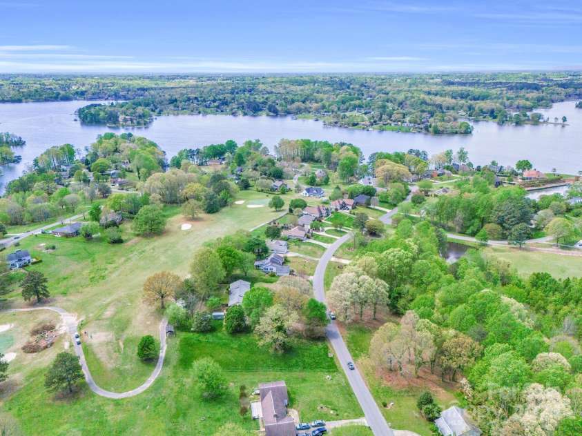 129 Dunes Drive, Kings Mountain, NC 28086.  MLS# CAR4128128, YatesRealty ID 21714. 