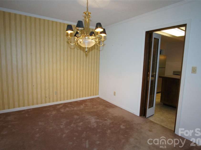 714 Crestmont Drive, Concord, NC 28025.  MLS# CAR4381875, YatesRealty ID 21714. 